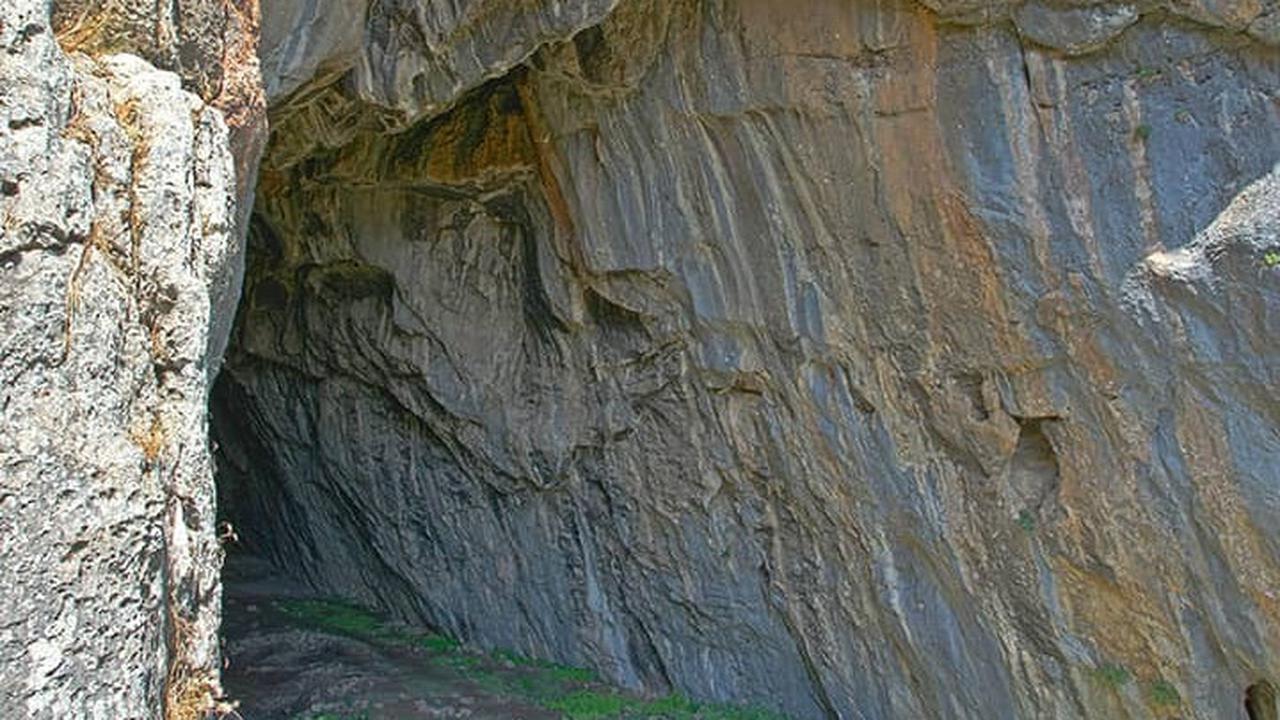 Penampakan Gua Dianggap Ujung Dunia, Tempat Mengalirnya Air Keabadian