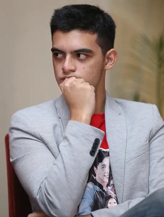 Film Juara yang diproduksi MagMa Entertainment dan disutradari Charles Gozali ini akan dirilis pada 17 April 2016 mendatang. Film ini turut dibintangi Bisma, Tora Sudiro, Cut Mini, Ciccio Manassero, Anjani Dina. (Andy Masela/Bintang.com)