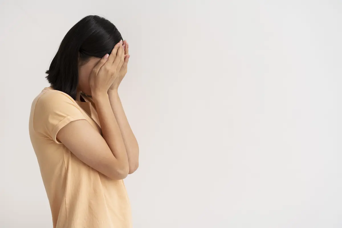perempuan menangis