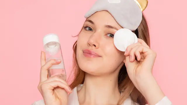 Sering Ganti Skincare Bikin Kulit Mudah Iritasi? Ini Cara Tepat Menjaga Skin Barrier