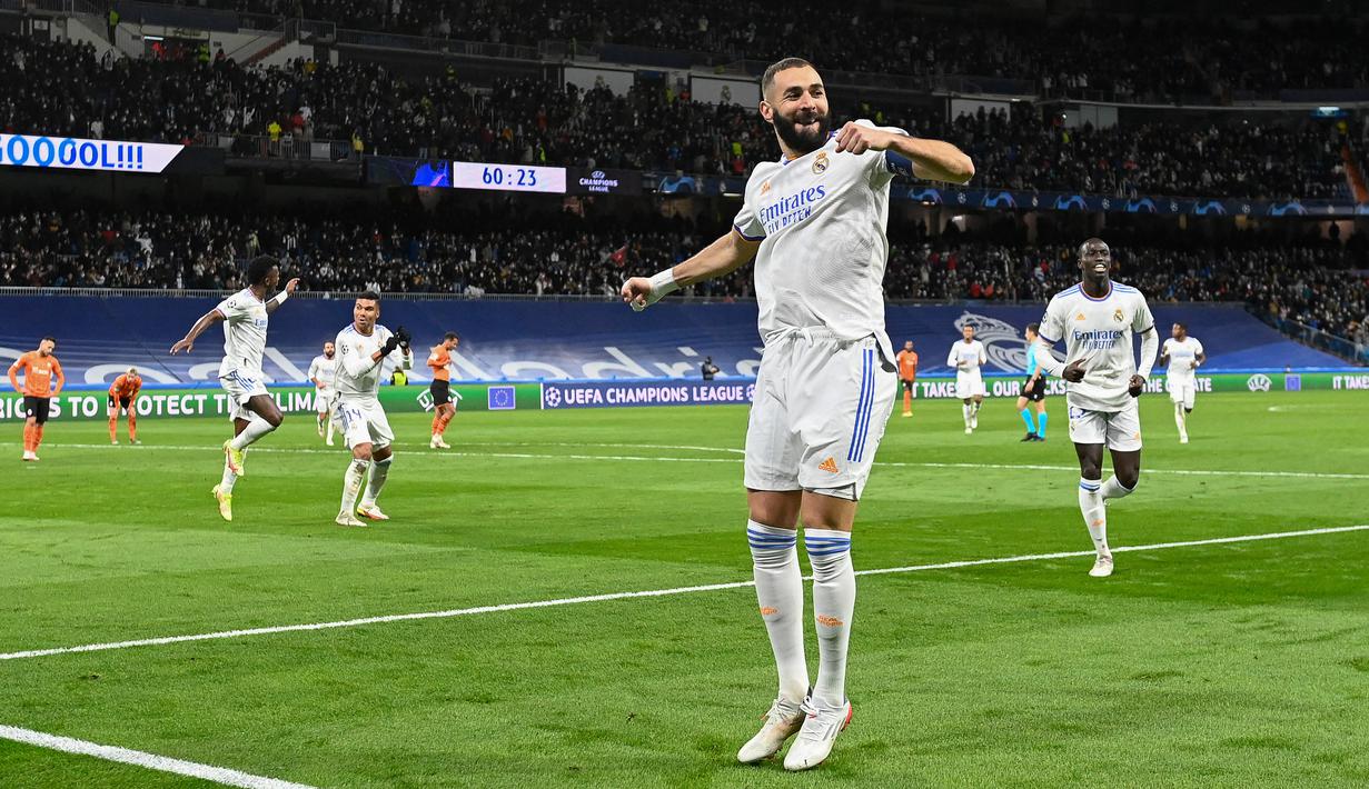 Real Madrid merupakan tim tersukses di Liga Champions dengan 13 gelarnya. Los Blancos tercatat sudah memainkan 458 pertandingan dengan mencetak 1006 gol, dimana 60 gol tercipta di babak 16 besar. Mereka memiliki tugas berat di leg kedua nanti usai dikalahkan PSG 0-1. (AFP/Pierre-Philippe Marcou)