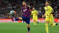 Lionel Messi hanya tampil pada paruh pertama, saat Barcelona menang 2-1 atas Villarreal pada laga pekan keenam La Liga, di Camp Nou, Selasa (24/9/2019) malam waktu setempat. (AFP/Lluis Gene)