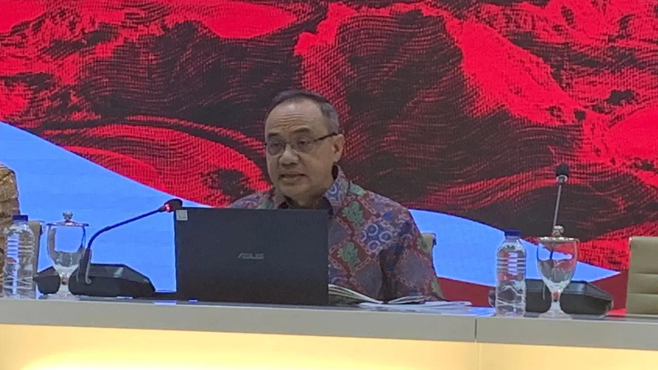 Juru Bicara Kemlu RI, Teuku Faizasyah dalam press briefing di Jakarta, Kamis (19/1/2023). (Liputan6/Benedikta Miranti).