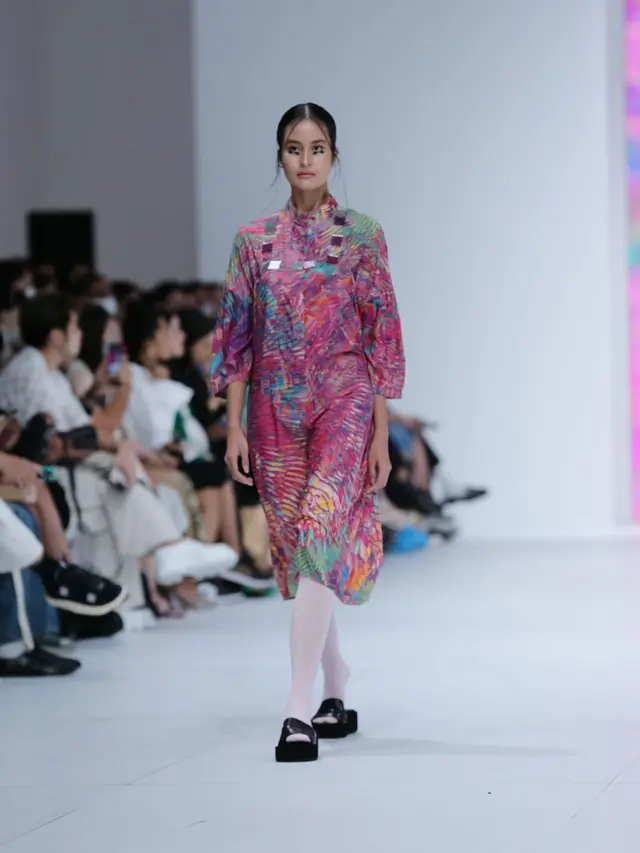 Transition, Persembahan K.A.L.A Studio x Isha Hening di Runway JFW 2023