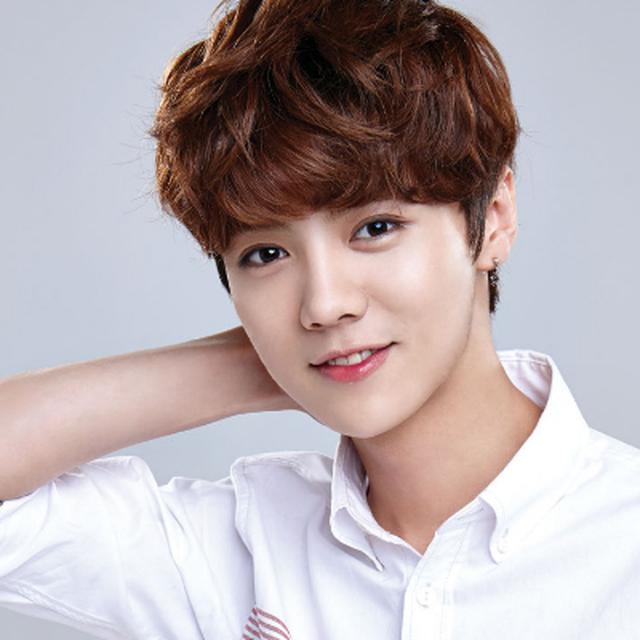 Gugat Sm Entertainment Luhan Exo Dianggap Tak Tahu Diri Showbiz Liputan6 Com