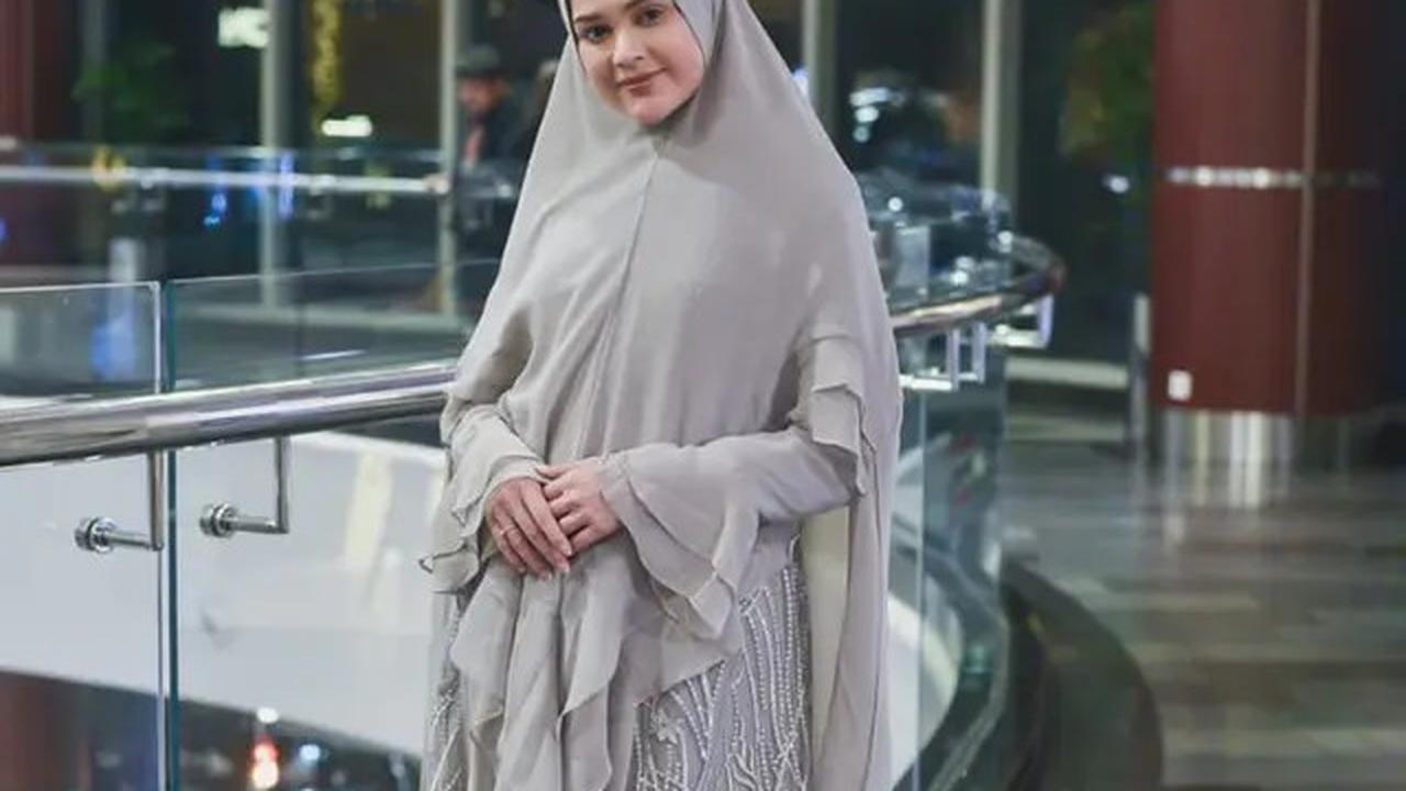 Ragam Alasan Kenapa Hijab Syar'i jadi Pilihan Favorit Muslimah Masa Kini, Mau Coba?