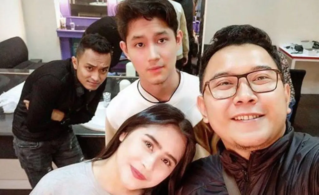 Teuku Rassya dan Prilly Latuconsina