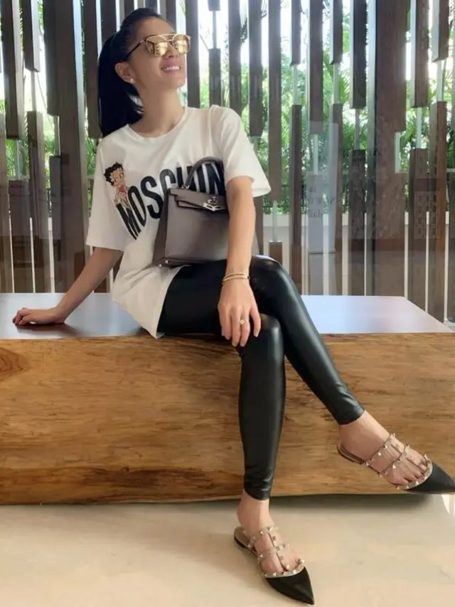 OOTD Angel Karamoy terlihat muda (Instagram/realangelkaramoy)