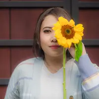Menyikapi kehidupan yang dijalani./Copyright Fimela - Guntur Merdekawan