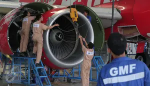 Pemerintah Bebaskan Bea Masuk Impor Suku Cadang Pesawat dan Bahan Baku LPG