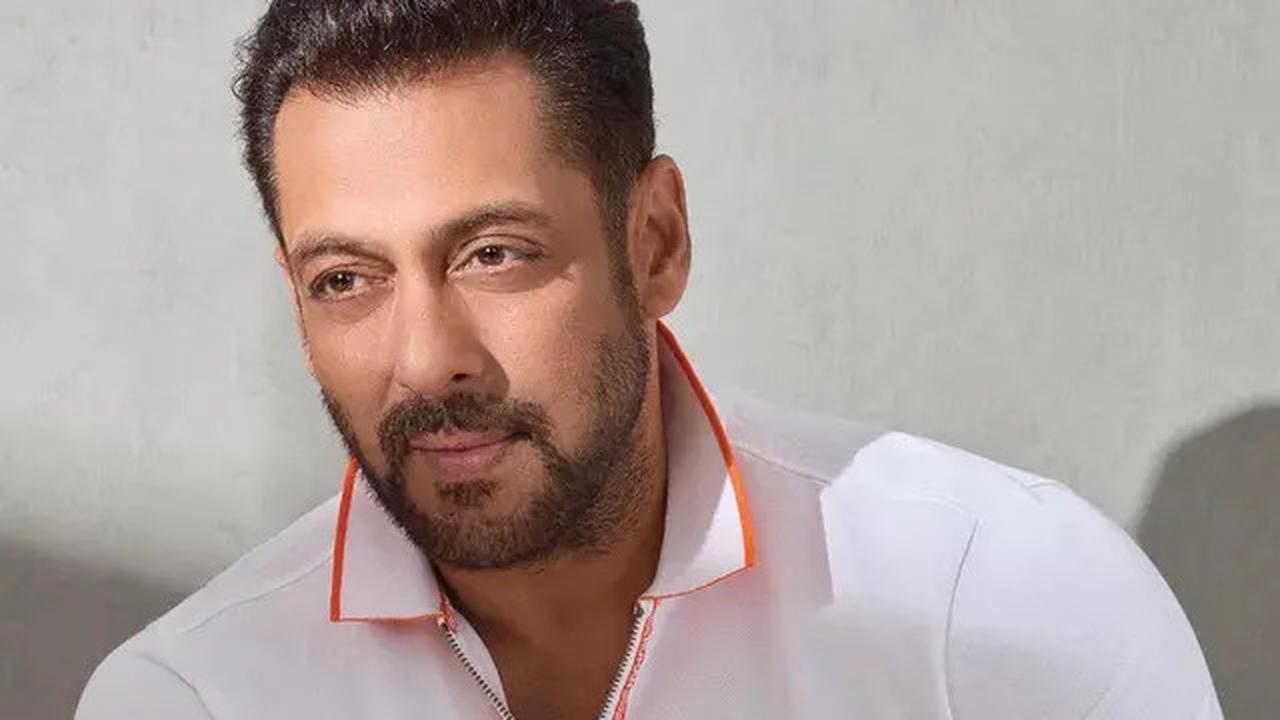 Potret Terbaru Salman Khan Tanpa Brewok, Ucapkan Selamat Iduladha di Hari Sabtu dengan Senyum Manis dan Tulus Bikin Fans Auto Baper