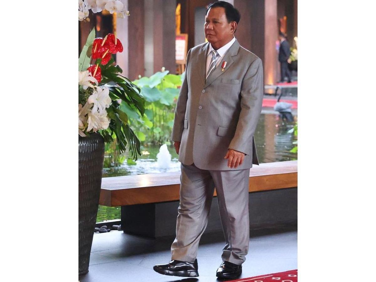 Alasan Tolak Injak Karpet Merah