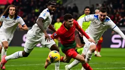 Bermain ketat dan sengit, AC Milan harus mengakui keunggulan Lazio dengan skor 1-2. (Piero CRUCIATTI/AFP)