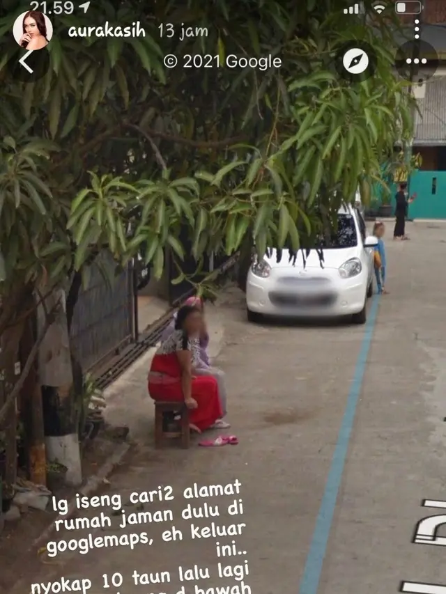 Potret Lawas Ibunda Aura Kasih