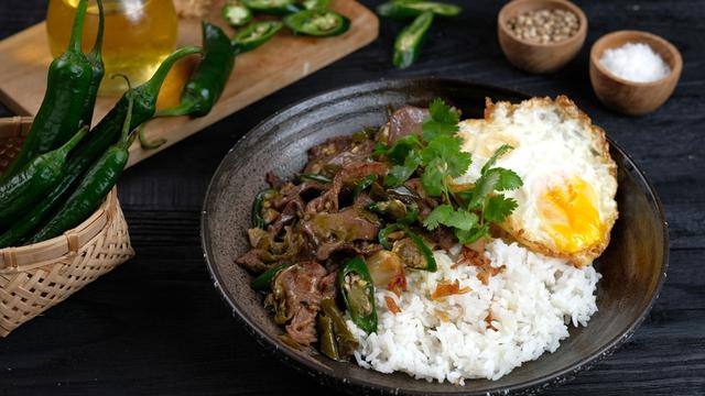 Menu Cerita Manisan di 153 Kitchen.