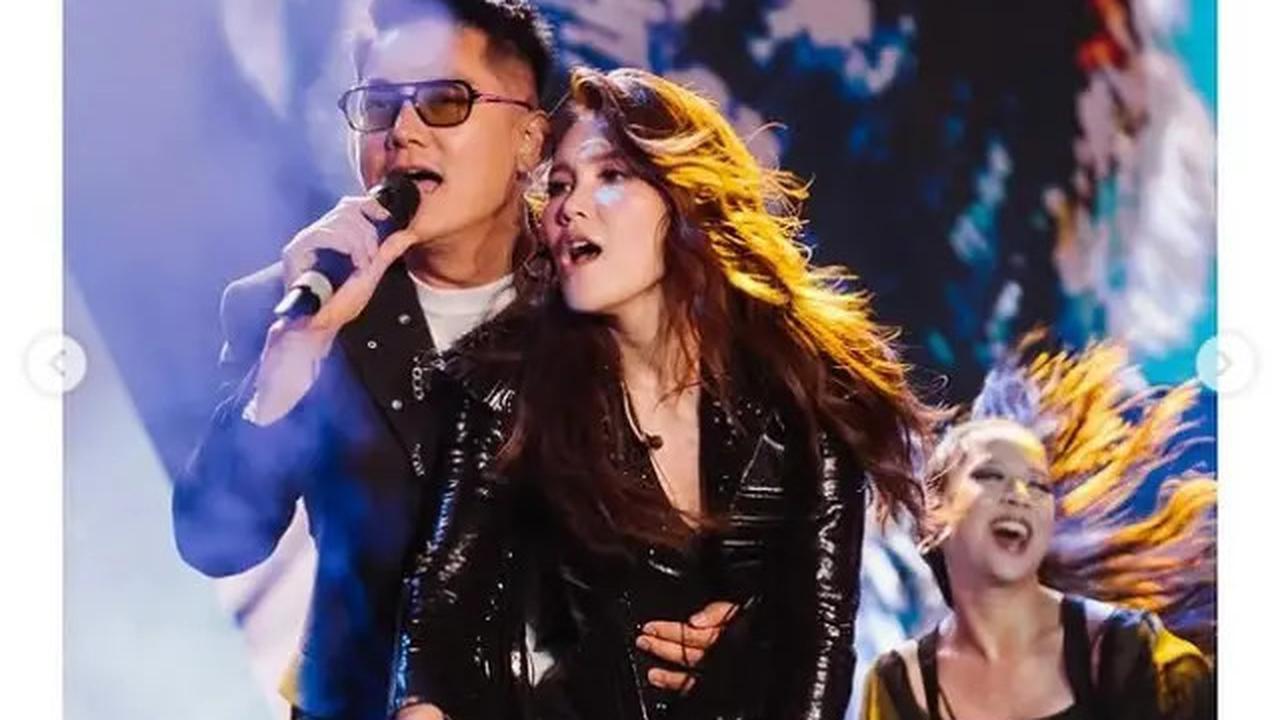 6 Potret Duet Ayu Ting Ting dan Boy William di Konser 'Dangdut Dangdutan' Depok