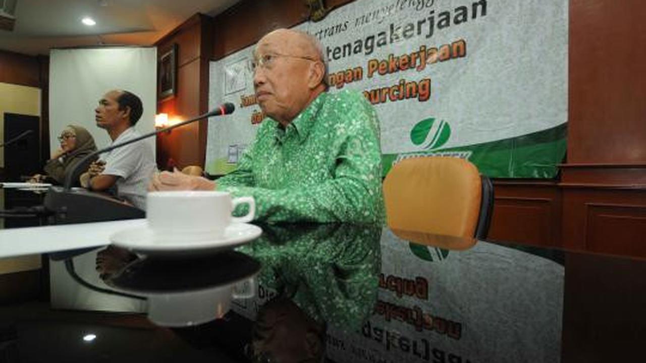 Sofjan Wanandi ikuti diskusi ketenagakerjaan