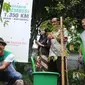 Musisi Nugie mengikuti kegiatan Edukasi Lingkungan di Taman Flora (Kebun Bibit), Bratang, Surabaya,  Kamis, (13/11/2014).