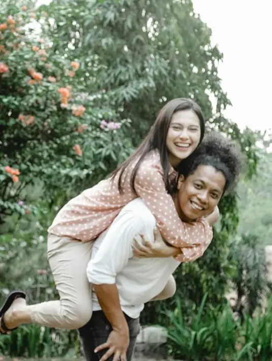 Arie Kriting dan Indah Permatasari (Instagram/arie_kriting)