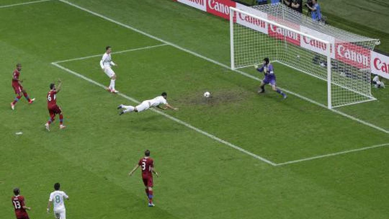 Ronaldo antarkan Portugal ke semifinal