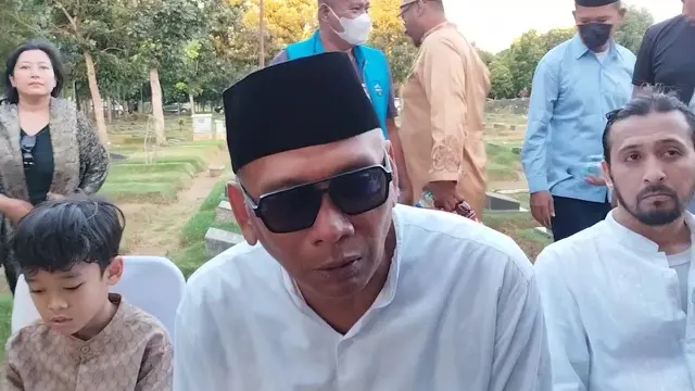Pietra, kakak Ade Paloh