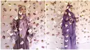 Setelah usung tema warna pink, Inara Rusli kemudian jalani pemotretan dengan tema warna ungu. Untuk tema tersebut, artis kelahiran 19 Februari 1993 ini kenakan dua outfit berbeda yakni dengan gamis dan mukena. Properti bunga seperti tirai membuat netizen gemas dan banyak yang penasaran dengan fotonya. Tampil ceria dalam pemotretan tersebut, Inara Rusli tampak seperti ABG. (Liputan6.com/IG/@dierabachir)