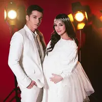 Stefan William dan Celine Evangelista