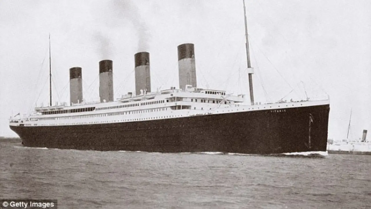 Cina Akan Membuat Replika Kapal Titanic