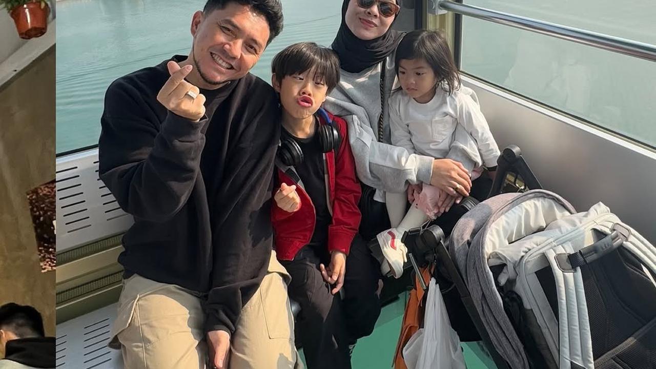 Momen Ananda Omesh dan Dian Ayu Lestari Ajak Anak Liburan ke Hongkong