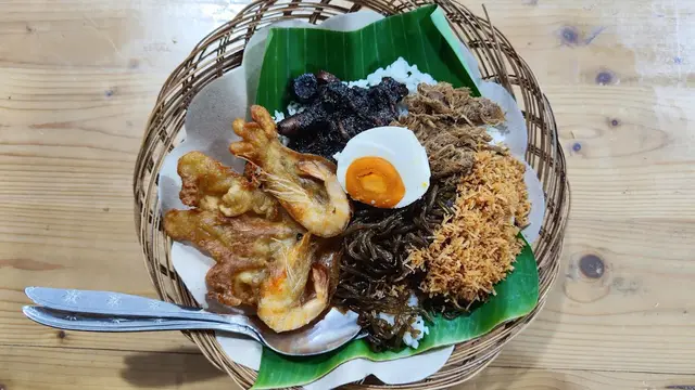 Nasi CUHIMA Cumi Hitam Madura Bu evie