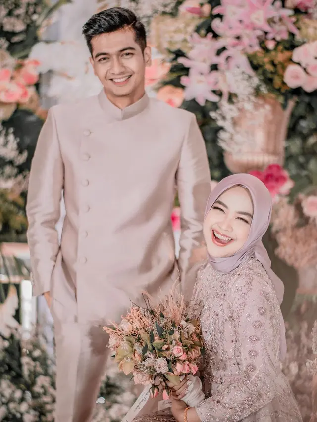 [Fimela] Lamaran Ria Ricis dan Tuku Ryan
