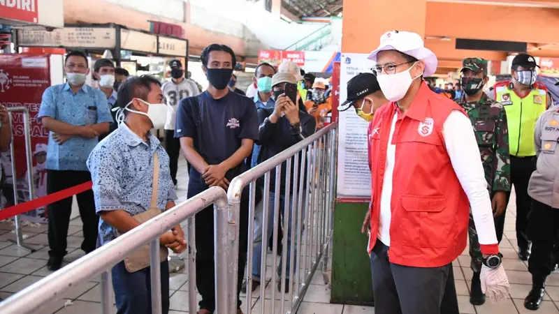 Relawan Indonesia Bersatu Lawan Covid-19 kembali menggelar kegiatan rapid test massal.