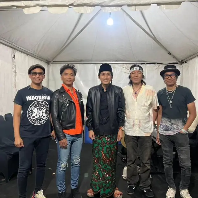 Gus Iqdam dan Bebi Romeo. (Foto: Dok. Instagram @iqdammuhammad_)