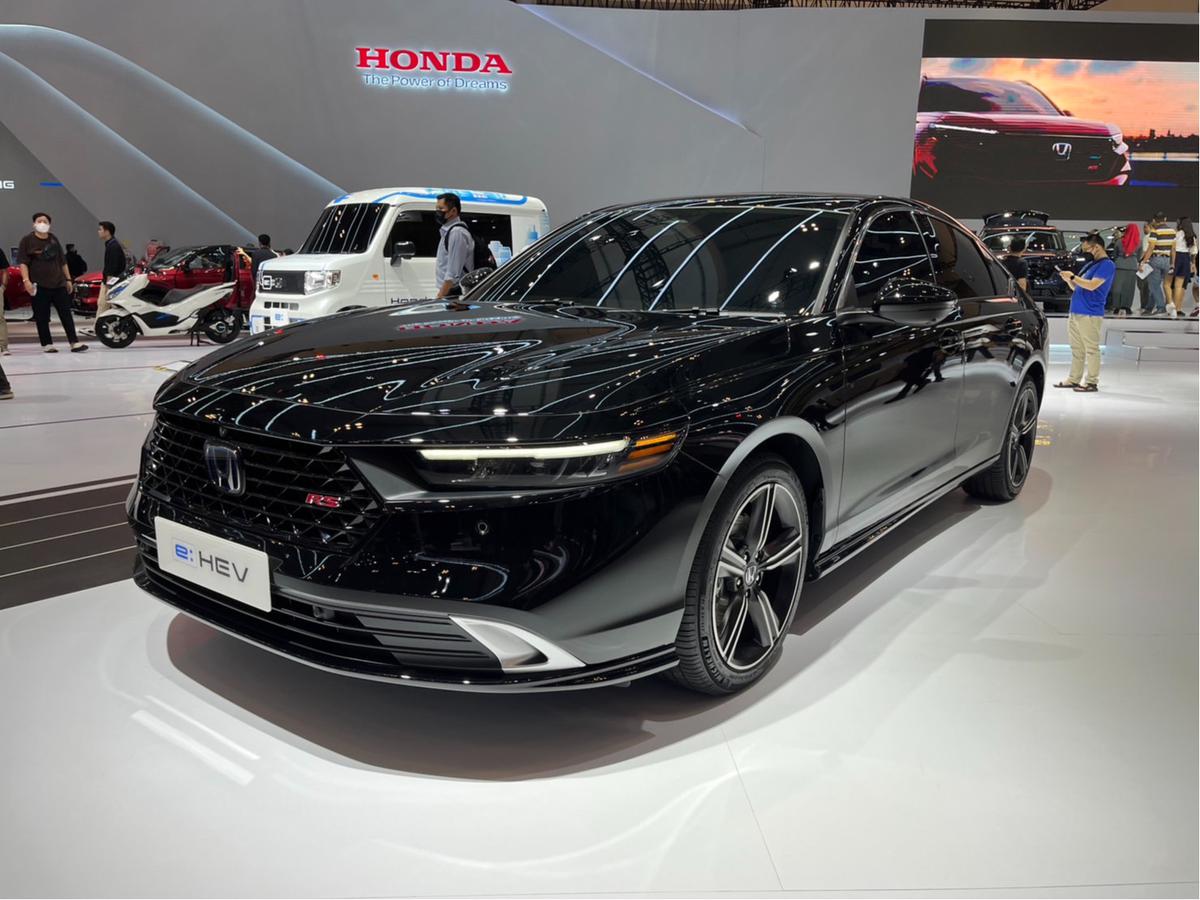 Rincian Harga Mobil Hybrid Reguler di Indonesia Terbaru September 2024