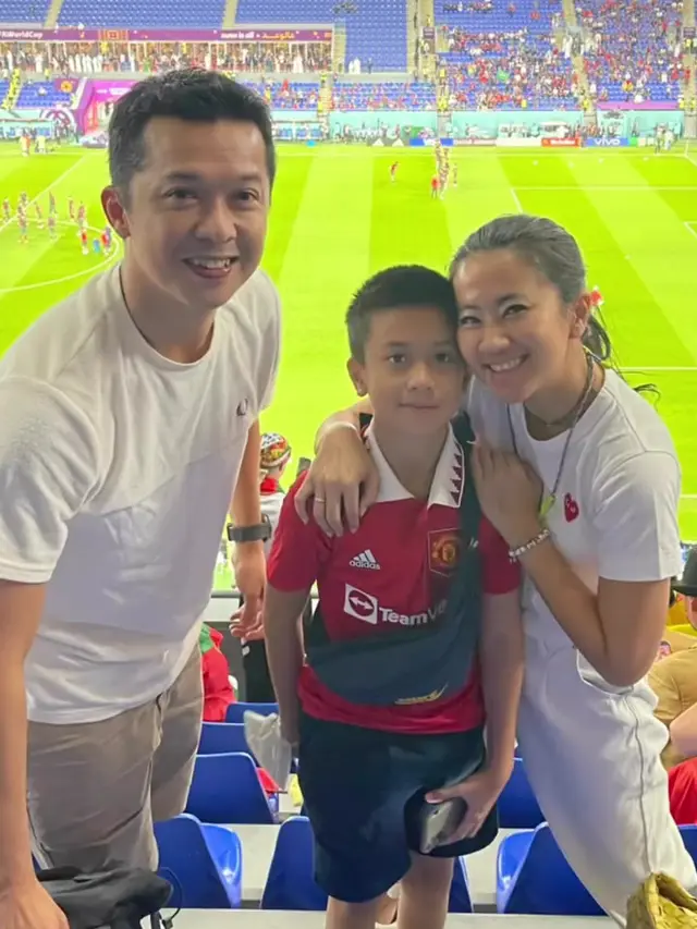Taufik Hidayat beserta keluarganya (Foto: Instagram @ami_gumelar)