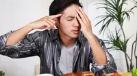 Apa Penyebab Sakit Kepala Setelah Buka Puasa?