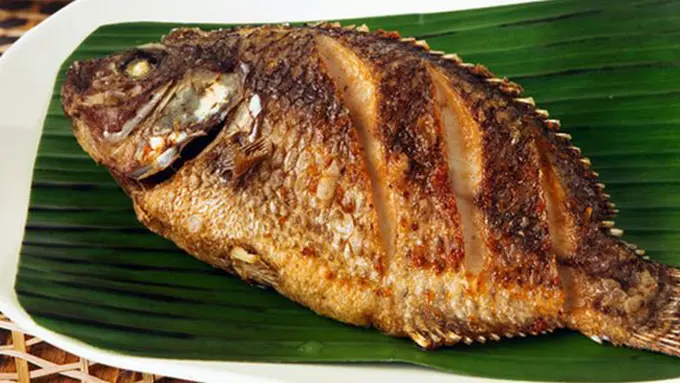 Tips goreng ikan lezat/copyright: maggi.ph