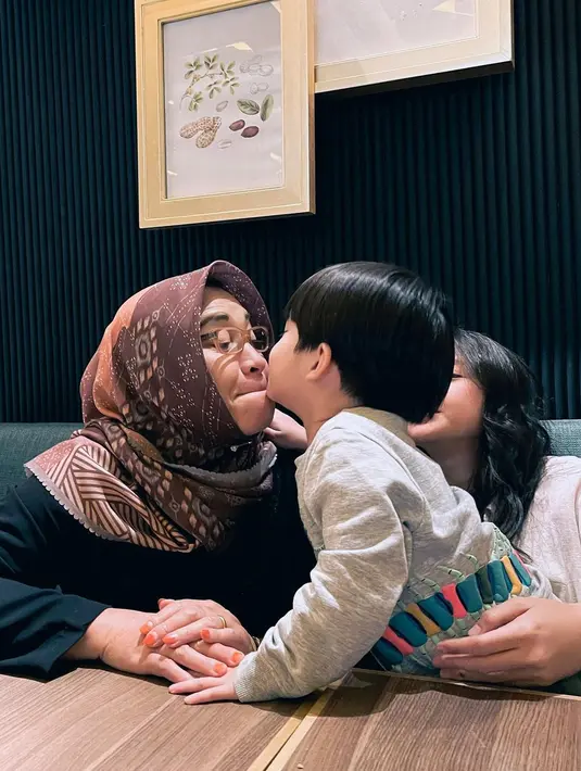 Putri Titian (Instagram/putrititian)