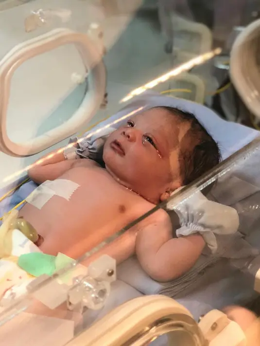 (Instagram/mythalestari)