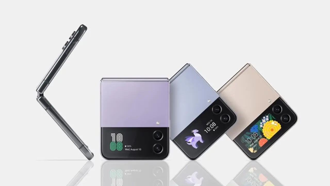 Samsung Galaxy Z Flip4 5G (Dok. Samsung)
