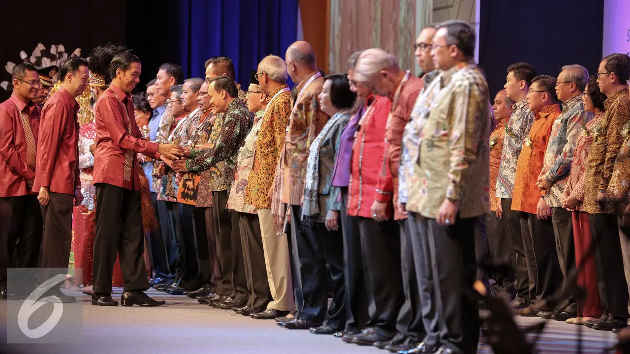 20151021-Trade-Expo-Indonesia-2015-Jakarta-Jokowi-Thomas Lembong