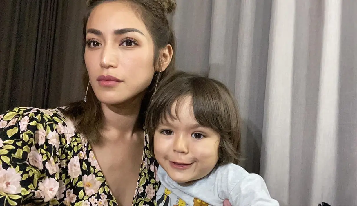 (Instagram/inijedar)