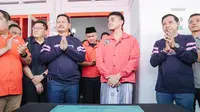 Ketua Umum Partai Solidaritas Indonesia (PSI), Kaesang Pangarep meresmikan kantor DPD PSI kota Madiun, Jawa Timur. (Foto: Istimewa).