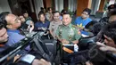 Panglima TNI Jenderal Moeldoko memberikan keterangan usai menggelar rapat tertutup di Kantor Menko Polhukam, Jakarta, Jumat (6/2/2015). Rapat tersebut ditujukkan untuk membahas kondisi keamanan di Poso, Sulawesi Tengah. (Liputan6.com/Faizal Fanani)