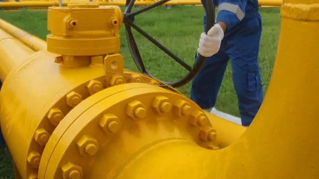 Tak Lagi Gunakan BBM, Produsen Keramik Ini Beralih ke CNG Dialirkan Pertagas
