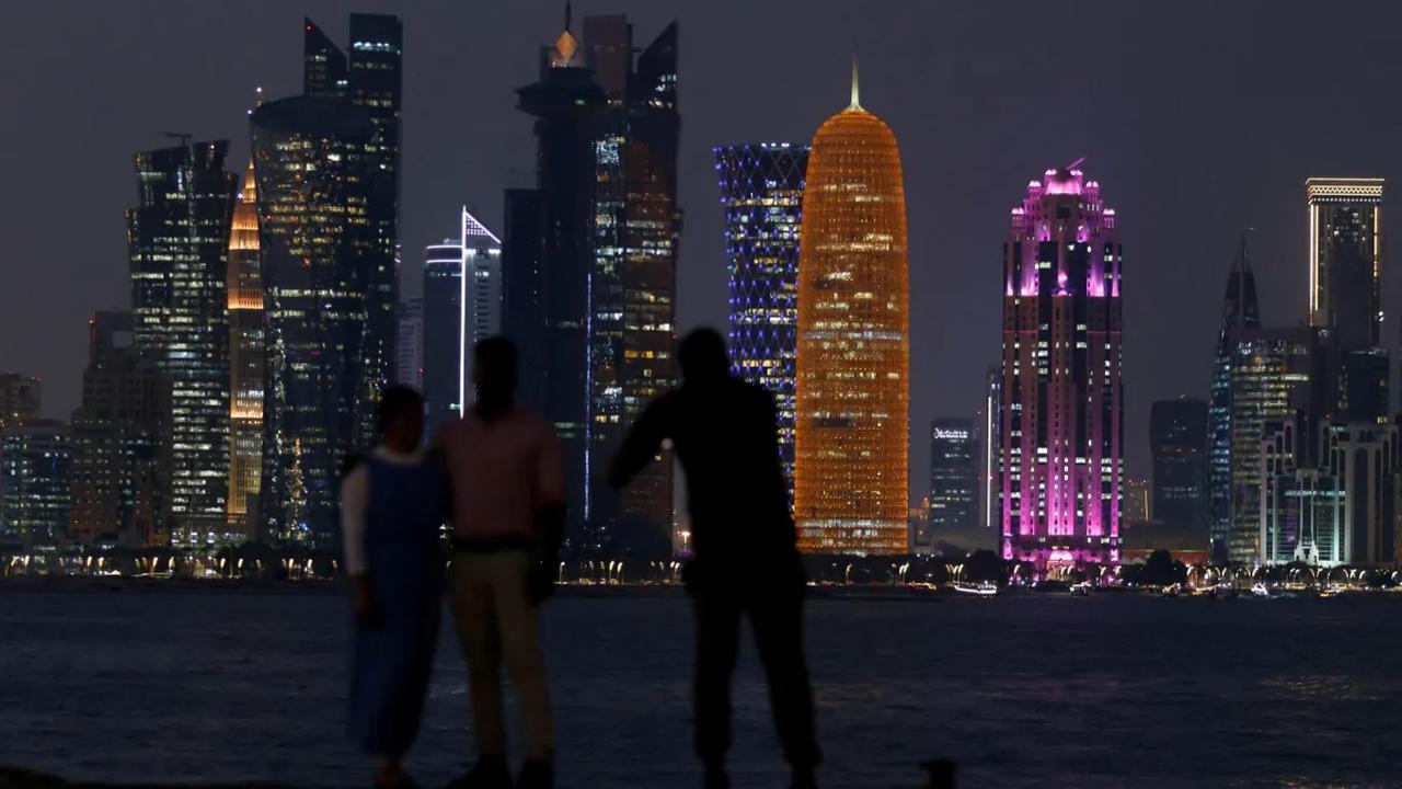 Viral Video Qatar Punya AC di Pinggir Jalan