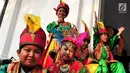 Anak-anak berpose saat mengikuti Pentas Seni dan Budaya Indonesia Bangkit 2017 di Balai Kota, Jakarta, Sabtu (23/9). Acara ini diikuti 600 siswa, dari PAUD, TK, SD, hingga SMP. (Liputan6.com/Helmi Afandi)