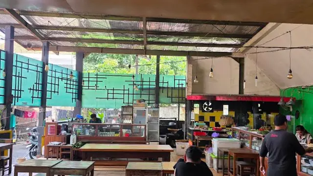 Rekomendasi Tempat Makan Lotek Enak di Jogja
