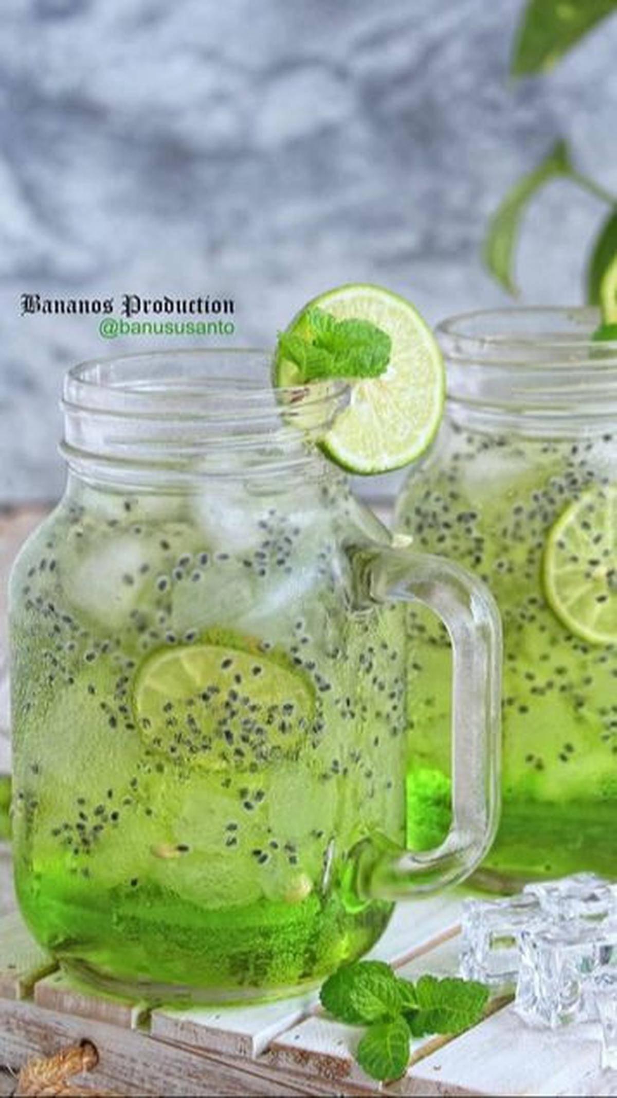 5. Resep Minuman Es Segar: Es Lidah Buaya<br>