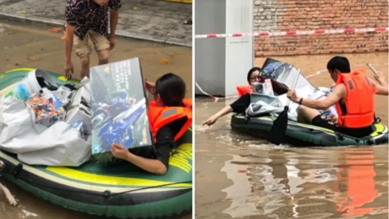 Bentuk Cinta Terdalam, Istri Berenang Menerjang Banjir Selamatkan Gundam Milik Suami